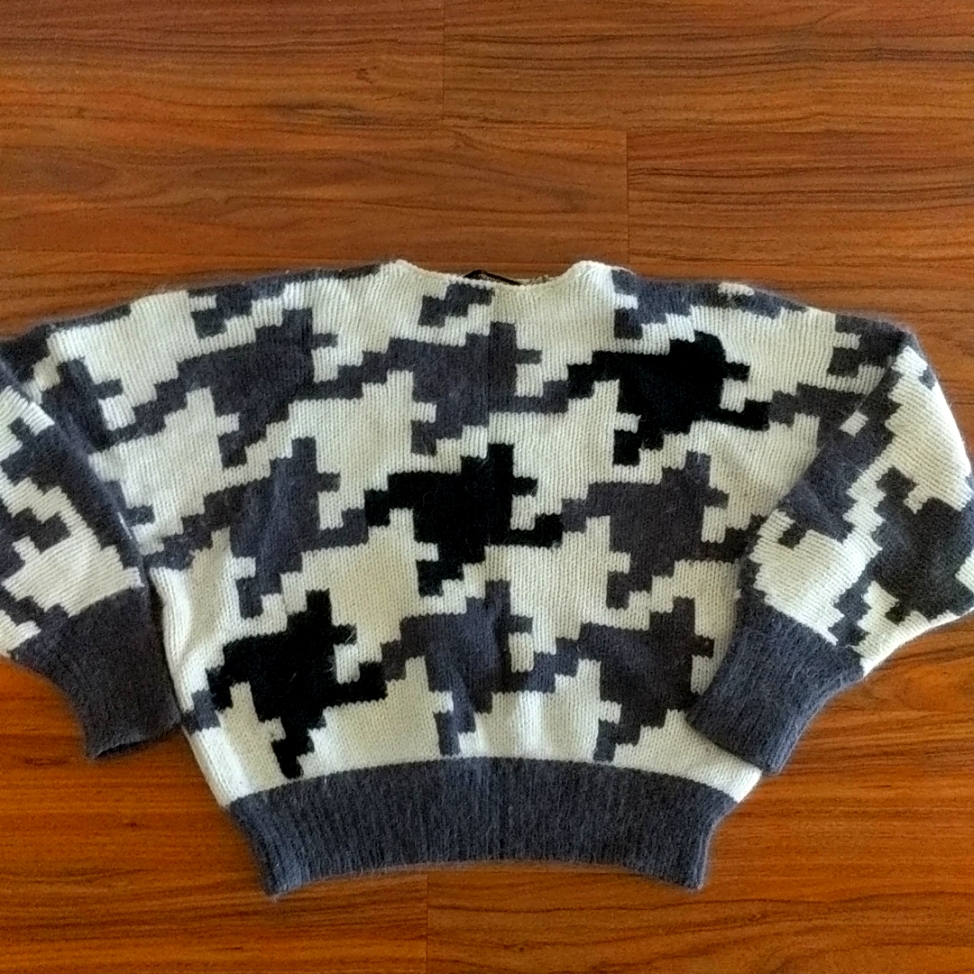Wool Sweater Made In Italy Length 20 Loose Style